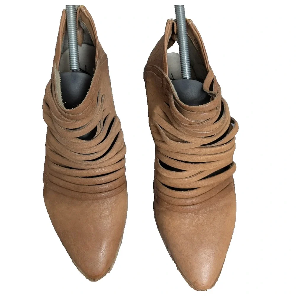 Free People Lost Valley Ankle Boots Womens EU39 US8.5 Leather Boho Cottagecore